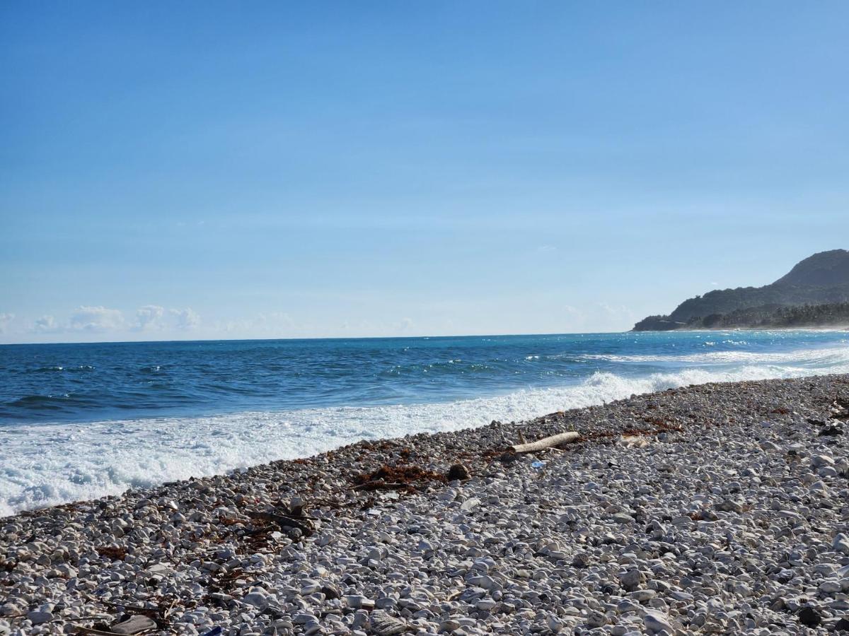 Beachfront Apartment, Quiet 4 Beds, 1 Bath, Ac, Wi-Fi, Hot Water, In Paraiso Near Los Patos Paraíso Exterior foto